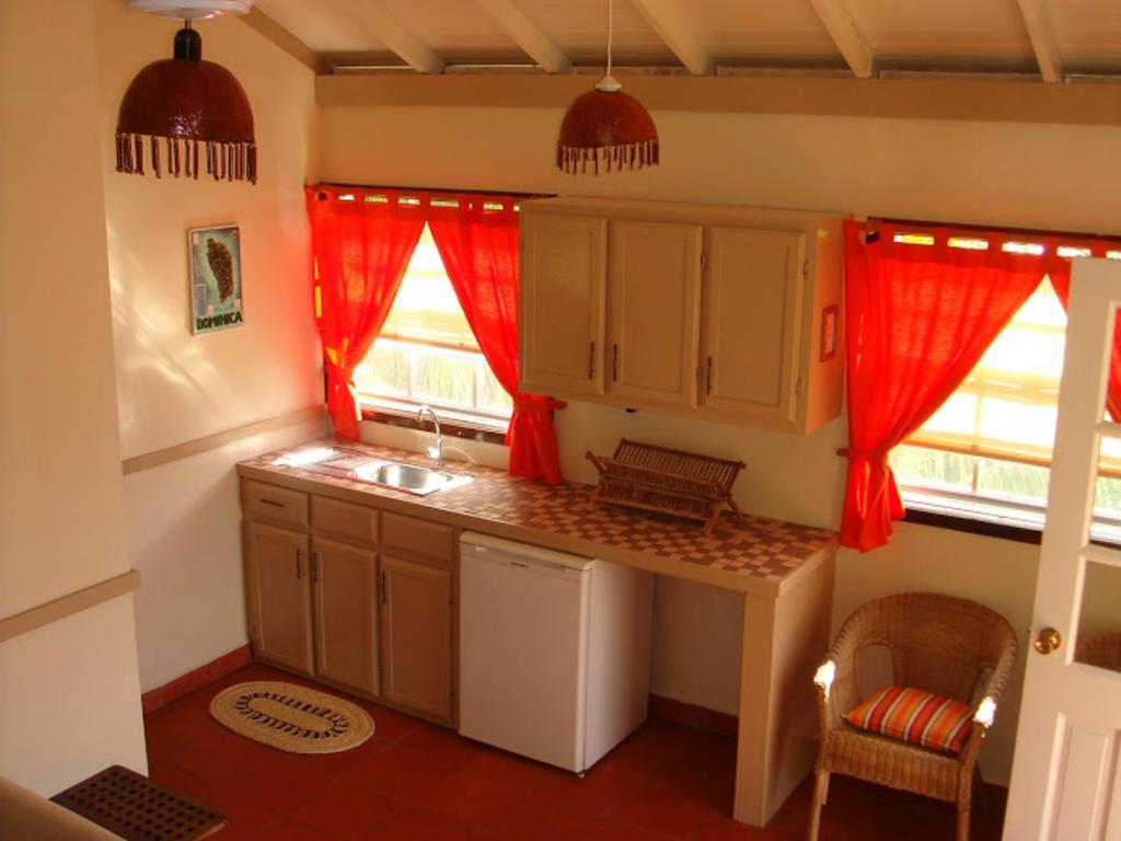 Calibishie Lodges Hotel Zimmer foto